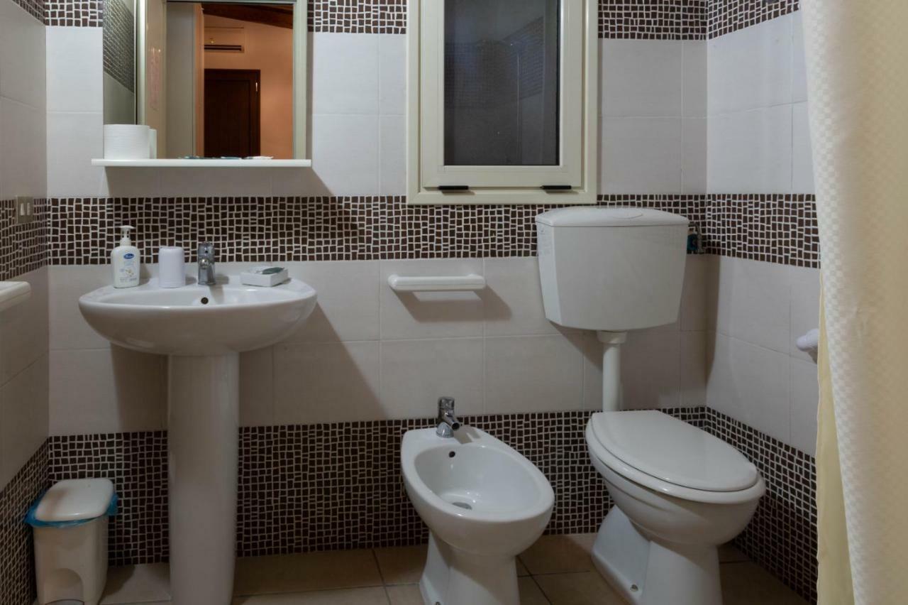 B&B La Gazza Ladra Carmiano  Dış mekan fotoğraf